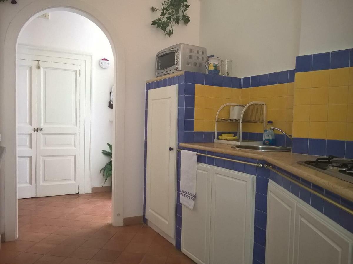 Vicolo 23 House *