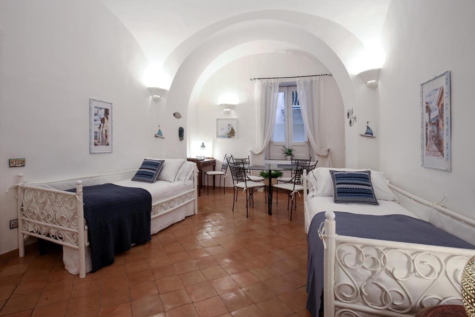 Vicolo 23 House